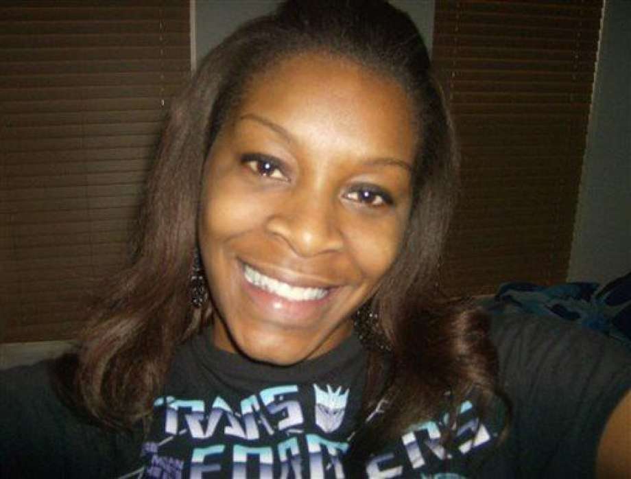 Texas authorities have said Sandra Bland hanged herself with a garbage bag in 2015 while in custody in Waller County. Her family and others dispute that finding. Photo: AP / AP